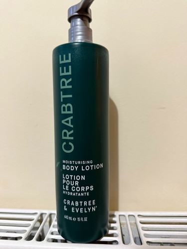 Crabtree evelyn moisturising - &,