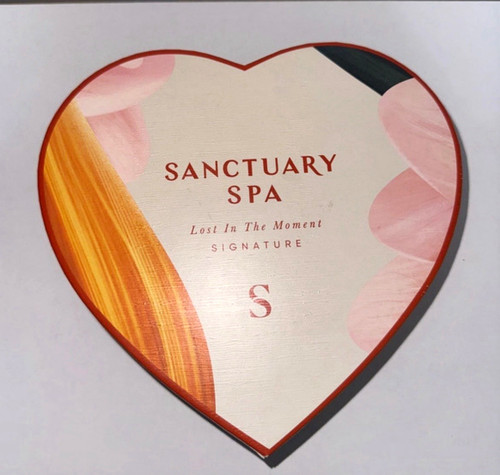Sanctuary spa signature heart - sanctuary,