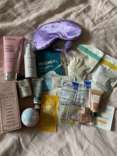 Mixed variety bundle skincare