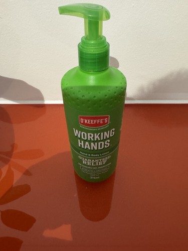Keeffe working hands hand - hands,