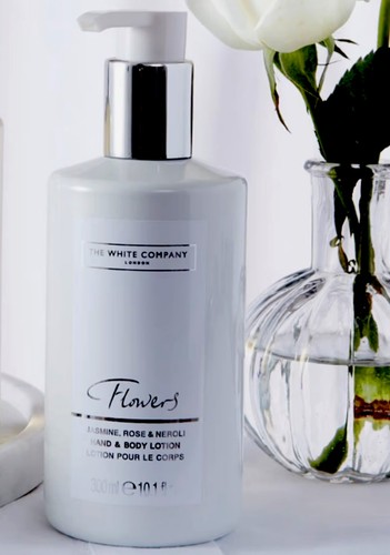 The white company flowers - the,